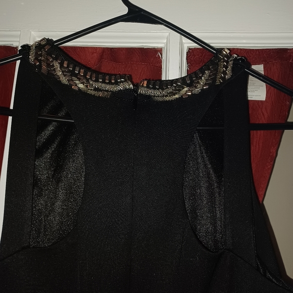 Bebe Midi Dress - Picture 5 of 5